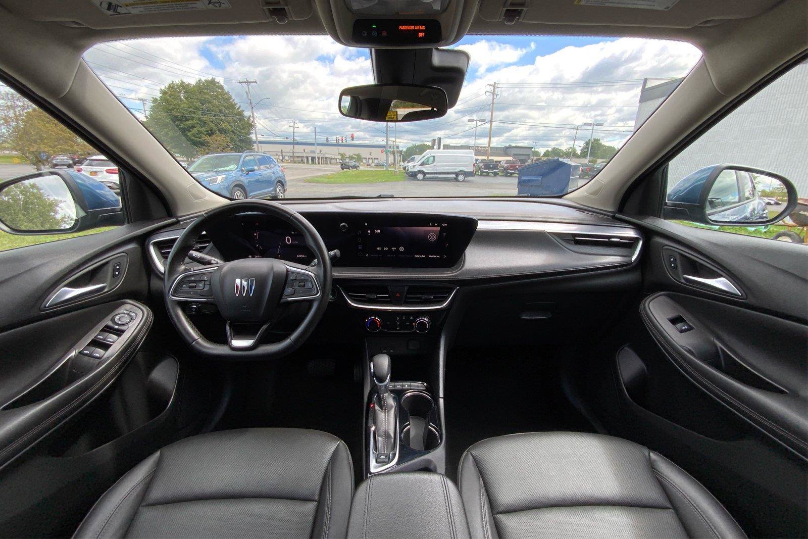Used 2024 Buick Encore GX Sport Touring AWD/4WD image 31