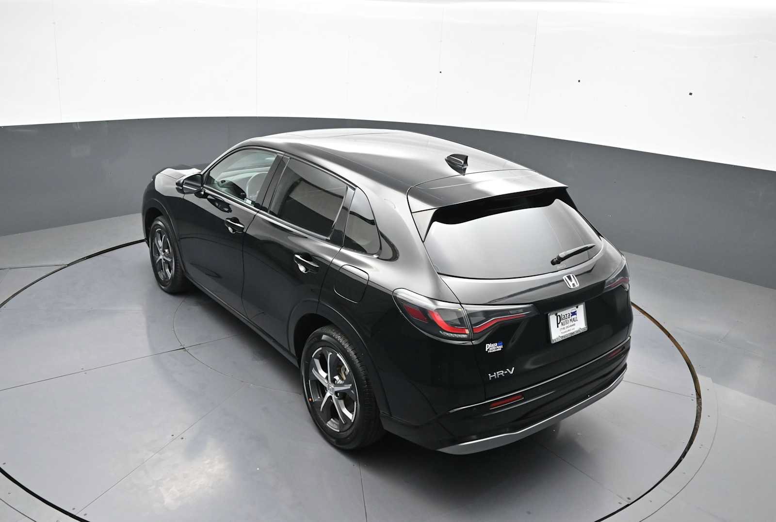 Used 2024 Honda HR-V EX-L image 39