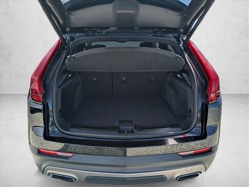Used 2019 Cadillac XT4 Premium Luxury w/ Driver Assist Package AWD/4WD image 6
