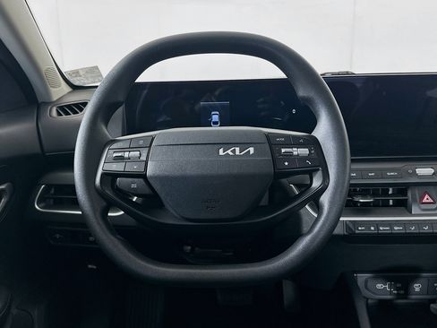 Used 2025 Kia K4 FWD image 18