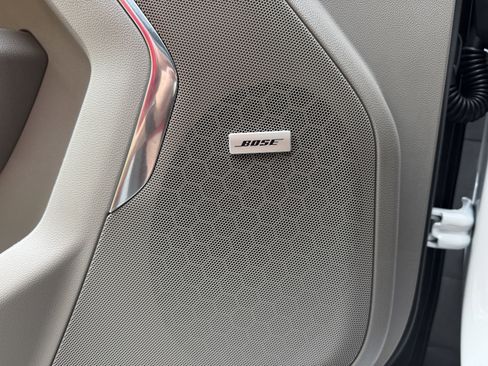 New 2026 GMC Yukon XL Elevation w/ LPO, Illumination Package image 38