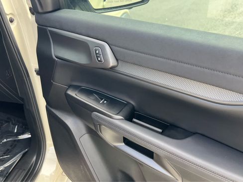 Used 2025 Ford Ranger Raptor AWD/4WD image 19