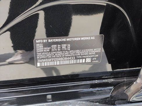 Used 2024 BMW 330i Sedan w/ Convenience Package RWD image 27