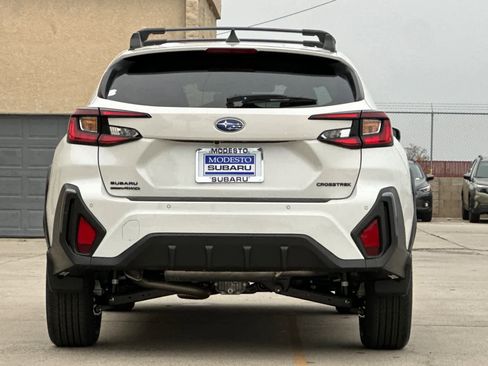 New 2026 Subaru Crosstrek 2.5i Limited image 4