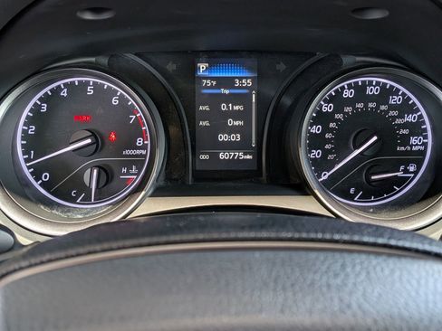 Certified 2023 Toyota Camry SE image 17