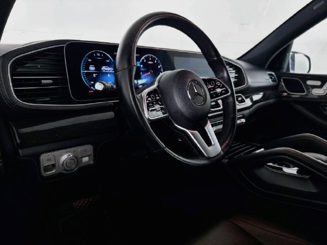 Used 2020 Mercedes-Benz GLE 350 4MATIC w/ MBUX Technology Package image 19
