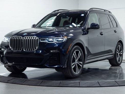 Used 2022 BMW X7 xDrive40i w/ M Sport Package AWD/4WD image 6