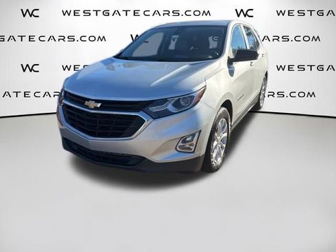 Used 2021 Chevrolet Equinox LS w/ LS Convenience Package FWD image 1