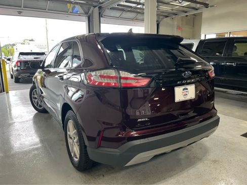 Used 2023 Ford Edge SEL w/ Convenience Package AWD/4WD image 4
