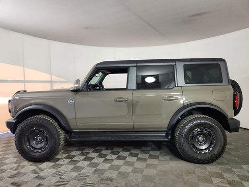 New 2025 Ford Bronco Outer Banks w/ Sasquatch Package image 4