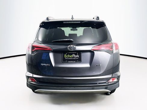 Used 2018 Toyota RAV4 XLE image 7