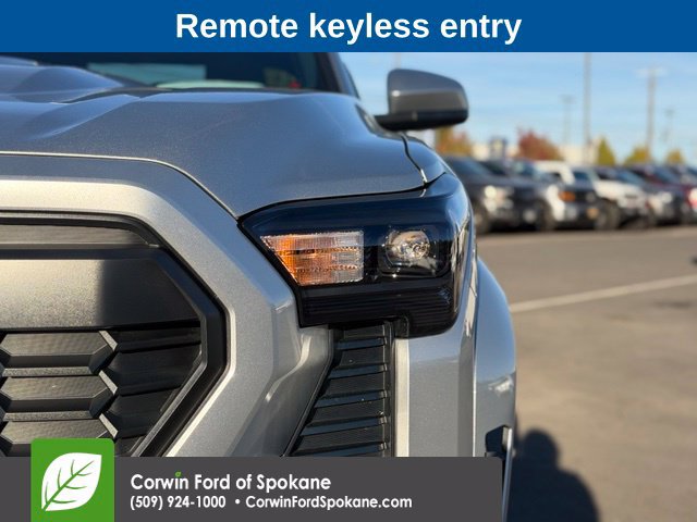 Used 2025 Toyota Tacoma TRD Sport AWD/4WD image 8