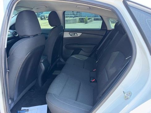 Used 2019 Kia Forte Sedan FWD image 6