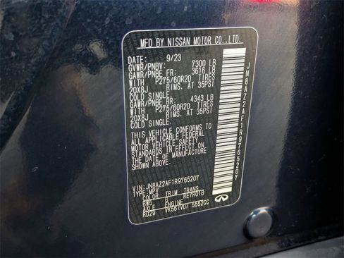 Used 2024 INFINITI QX80 Luxe image 32