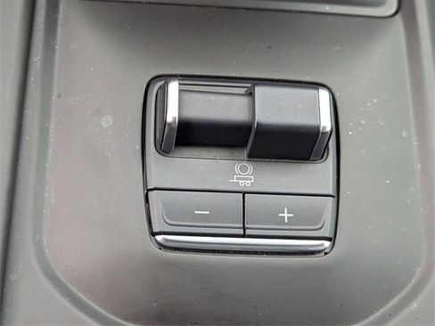 Certified 2024 GMC Sierra 1500 AT4X image 19