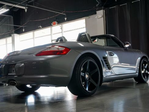 Used 2006 Porsche Boxster RWD image 8