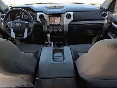 Used 2015 Toyota Tundra SR5 w/ SR5 Upgrade Package image 20