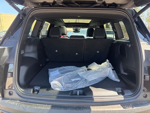 New 2026 Jeep Cherokee Overland image 28