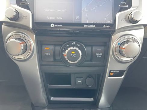 Used 2021 Toyota 4Runner SR5 Premium w/ Moonroof Package AWD/4WD image 27