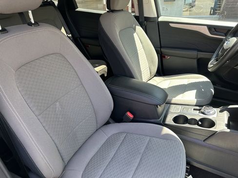 Used 2022 Ford Escape SE w/ Cold Weather Package AWD/4WD image 15