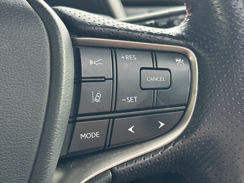 Used 2019 Lexus UX 200 F Sport w/ F Sport Premium Package image 31