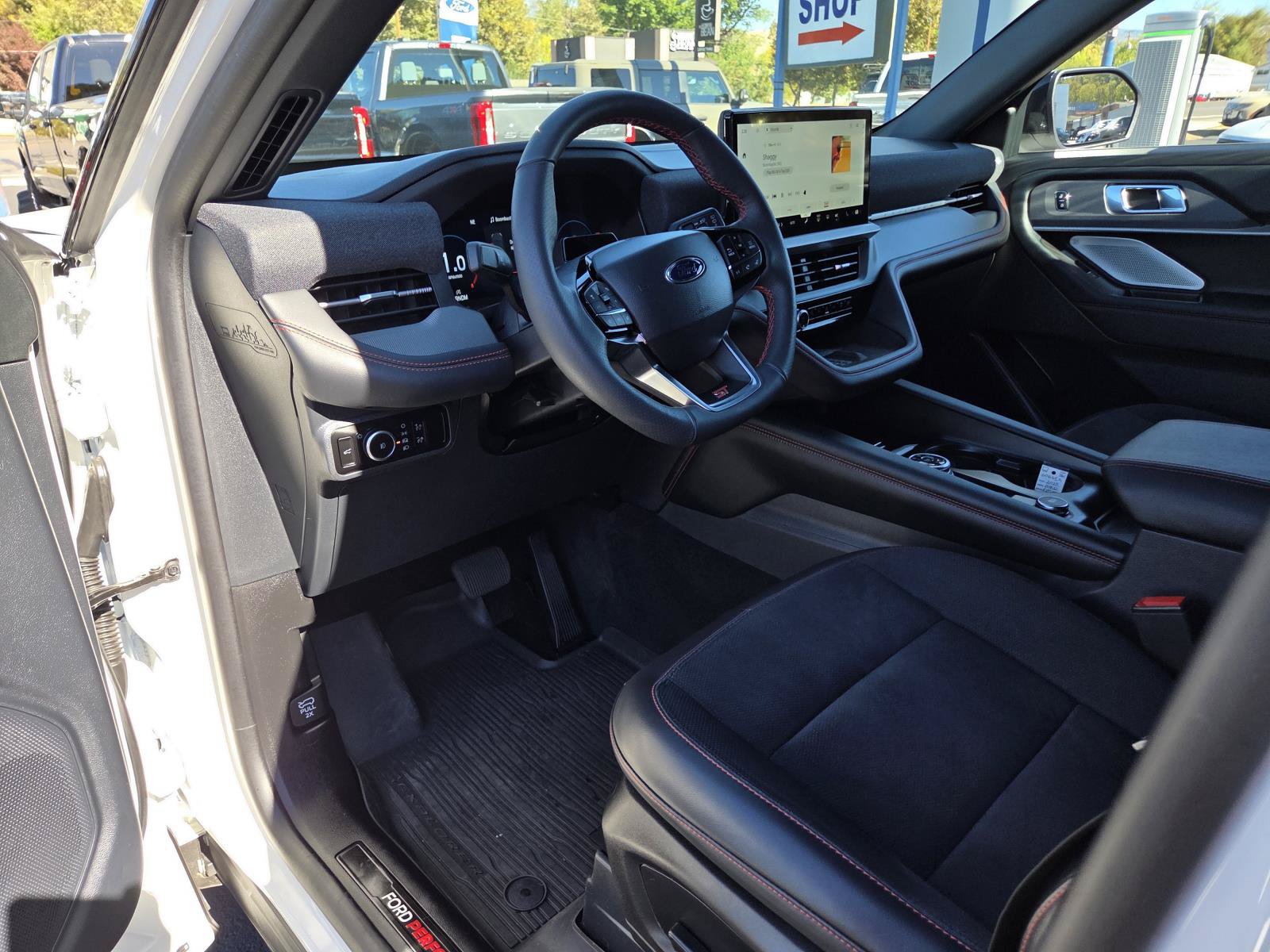 Used 2025 Ford Explorer ST w/ Sun And Sound Package AWD/4WD image 11