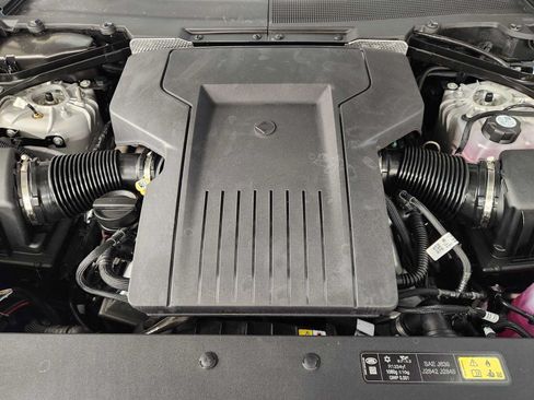 New 2026 Land Rover Defender 110 OCTA AWD/4WD image 52