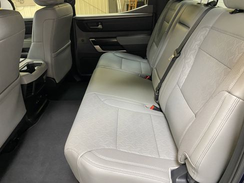 Used 2025 Toyota Tundra Limited image 26