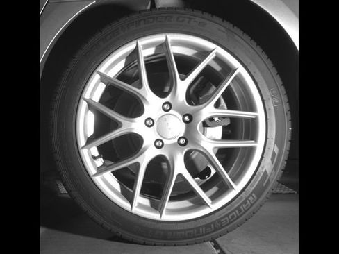 Used 2015 Lincoln MKS FWD image 9
