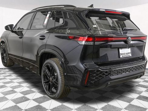 New 2026 Volkswagen Tiguan SE R-Line AWD/4WD image 15