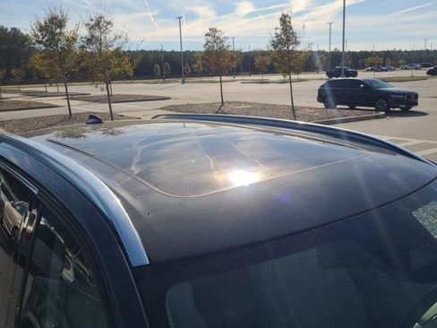 Used 2025 Volvo XC90 B5 Plus image 4