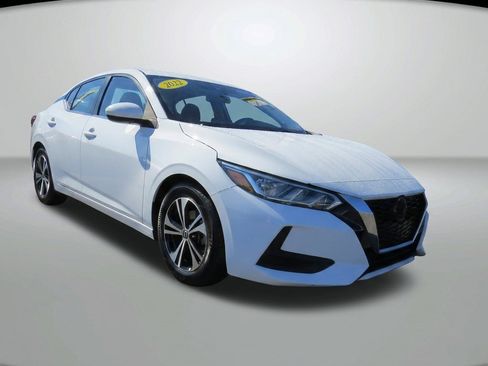 Used 2022 Nissan Sentra SV FWD image 2