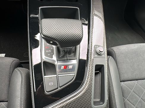 Used 2025 Audi S5 Premium Plus image 21