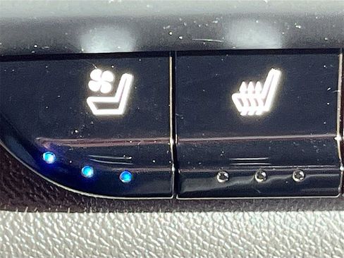 Used 2023 Chevrolet Camaro ZL1 image 21