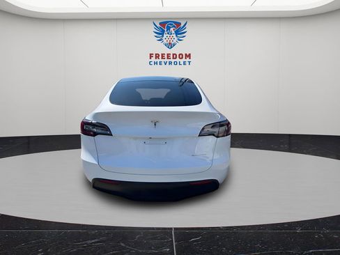 Used 2020 Tesla Model Y Long Range image 5