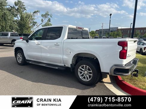 Used 2021 Chevrolet Silverado 1500 LT w/ Z71 Off-Road Package AWD/4WD image 4