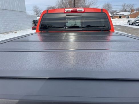 Used 2022 Chevrolet Colorado Z71 image 12