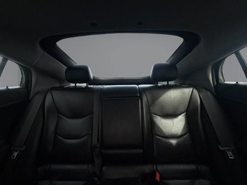 Used 2017 Chevrolet Volt LT w/ Comfort Package image 32