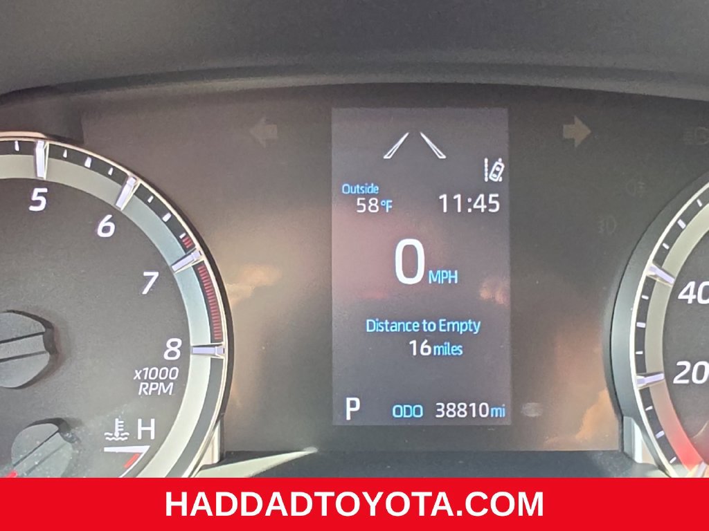 Used 2021 Toyota Highlander L AWD/4WD image 19