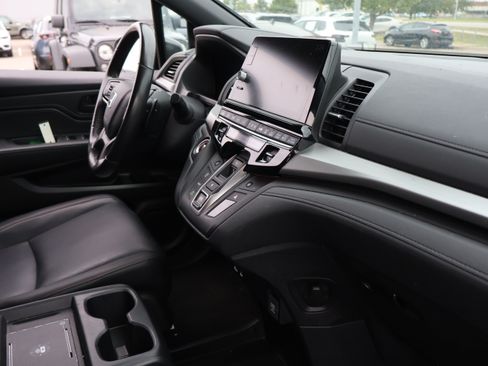 Used 2025 Honda Odyssey Sport-L image 10