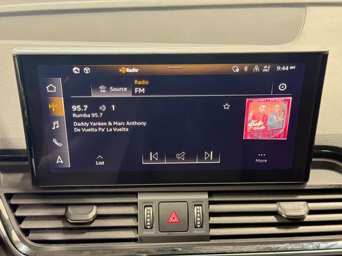 Used 2022 Audi Q5 2.0T Premium w/ Convenience Package image 31