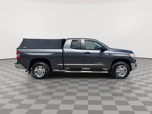 Used 2016 Toyota Tundra SR5 AWD/4WD image 4