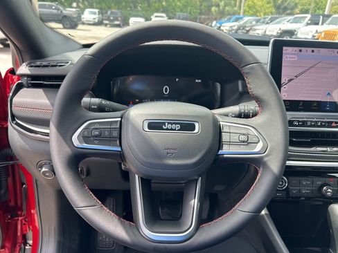 New 2025 Jeep Compass Trailhawk w/ Trailhawk Elite Group image 15