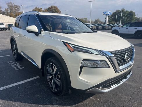 Used 2021 Nissan Rogue Platinum image 7