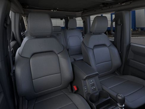 New 2025 Ford Bronco Badlands image 10