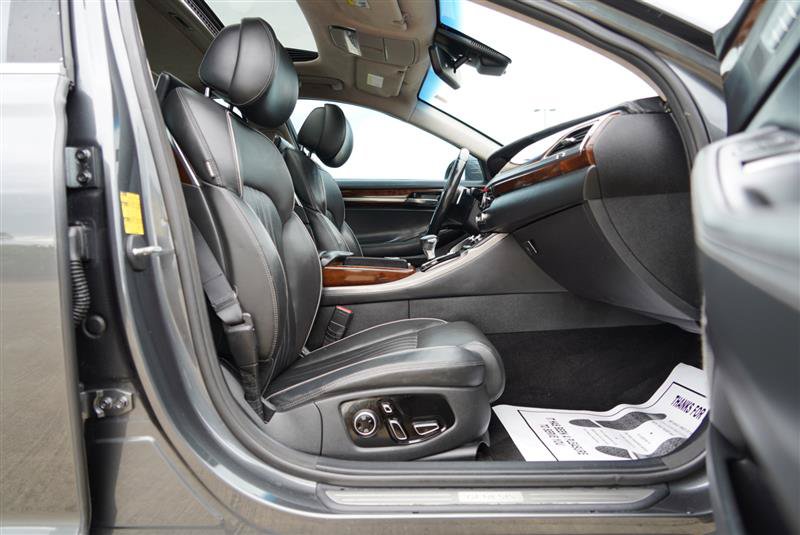 Used 2019 Genesis G90 5.0 Ultimate RWD image 90