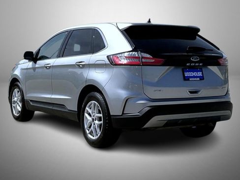 Used 2024 Ford Edge SEL image 7