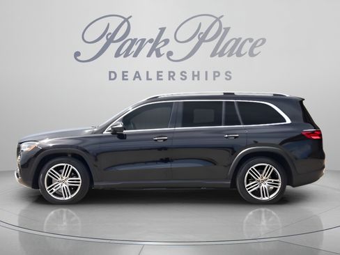 Certified 2025 Mercedes-Benz GLS 450 4MATIC image 2