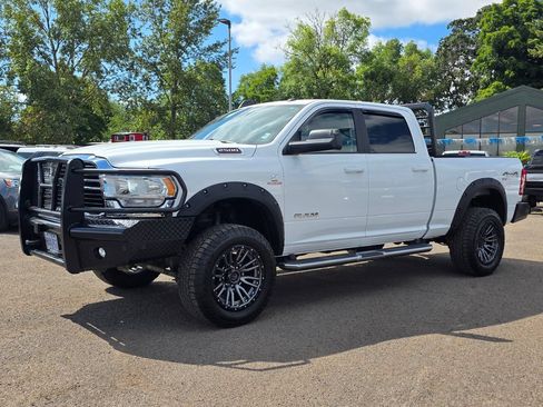 Used 2020 RAM 2500 Big Horn w/ Level 1 Equipment Group AWD/4WD image 34