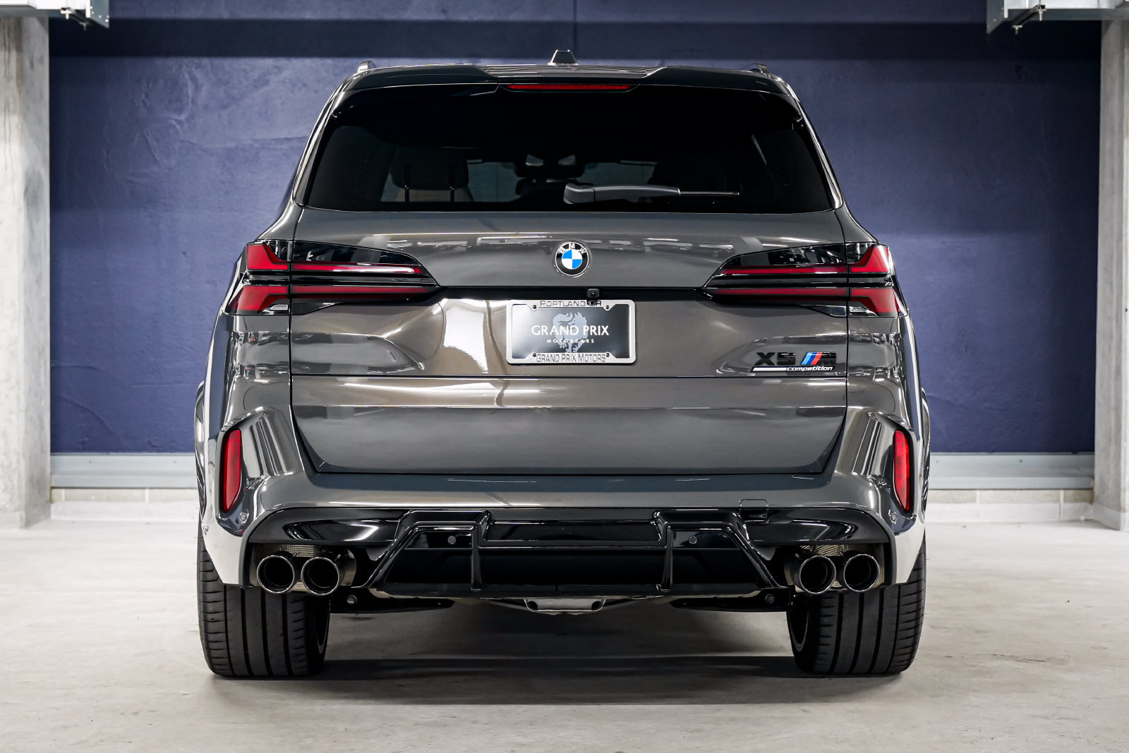 Used 2024 BMW X5 M Competition w/ Executive Package AWD/4WD image 4